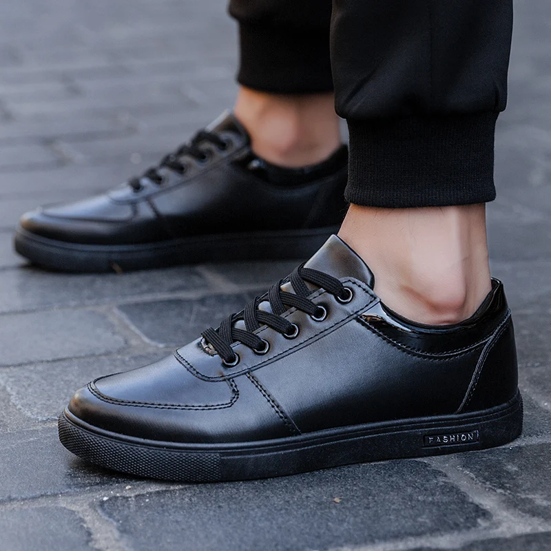 New Hot Sale Men Skateboarding Shoes Lace Up Comfortable Men's Shoes Ultralight Walking Sneakers Size 39-44 Dropshipping