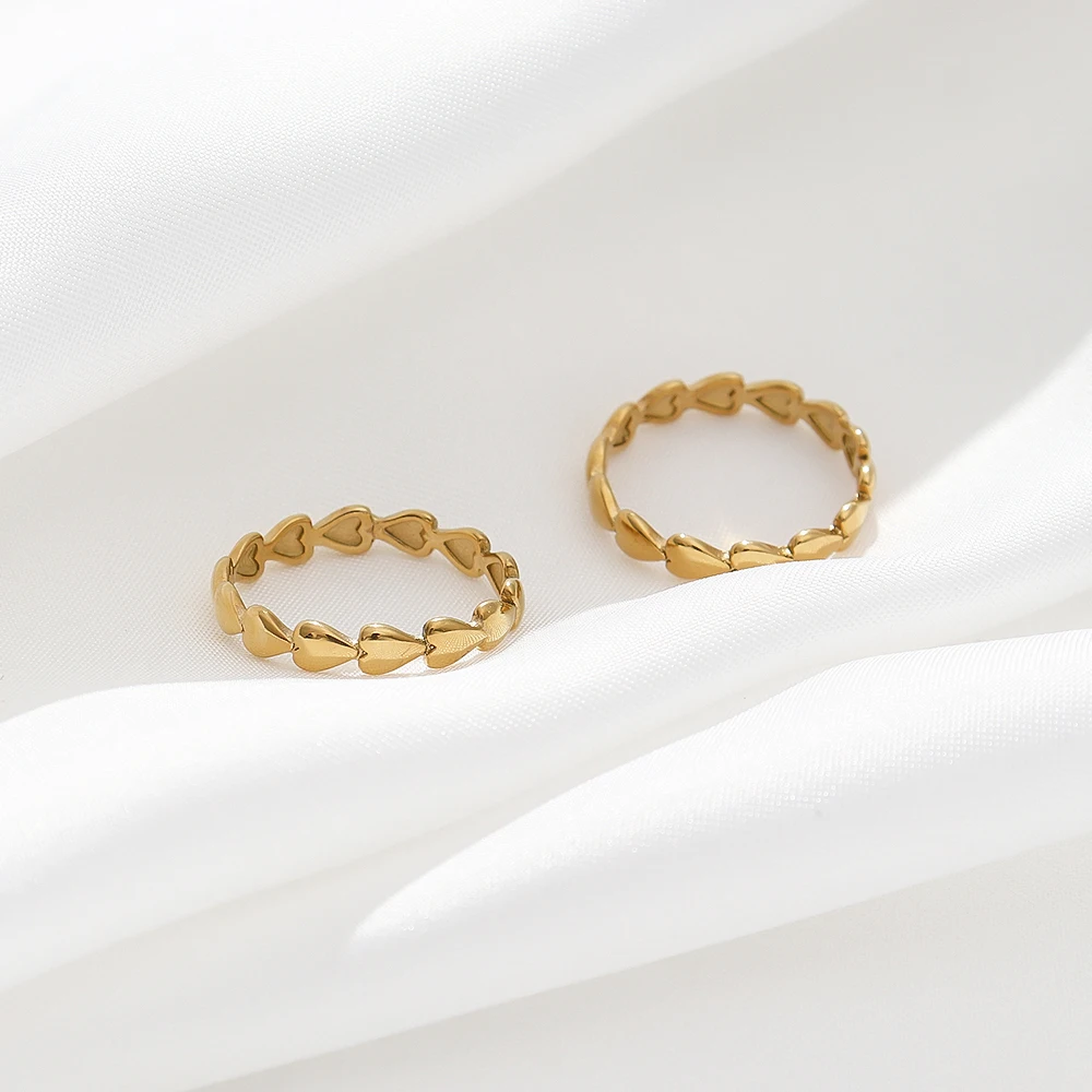 

Latest Design Sweet Tarnish Free 18K Gold Plated Stainless Steel Mini Heart Love Rings For Women Romantic Basic Thin Gold Ring