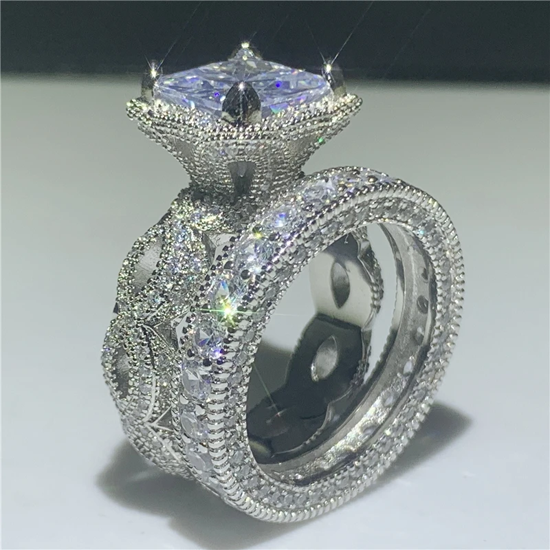 

Набор колец в винтажном стиле серебристого цвета с фианитом AAAAA