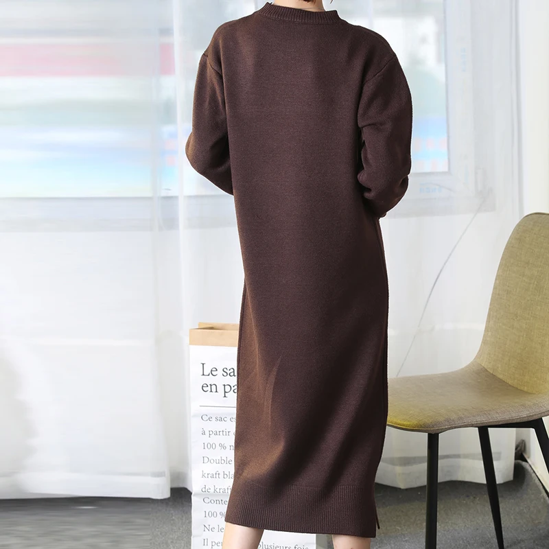 Женское платье-свитер с высоким круглым вырезом ALKMENE осенне-зимние модели 2019