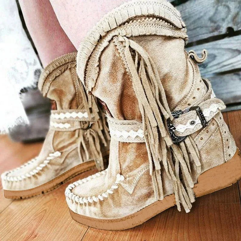 Женские полусапожки с кисточками и круглым носком ботинки пряжкой на ремешке