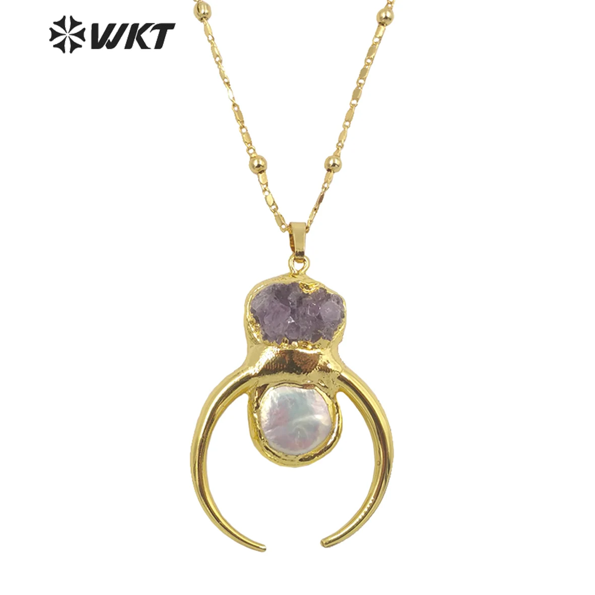 Фотообои с красивыми модными аметистами и жемчужинами, очень подходят вечерние, отличный подарок