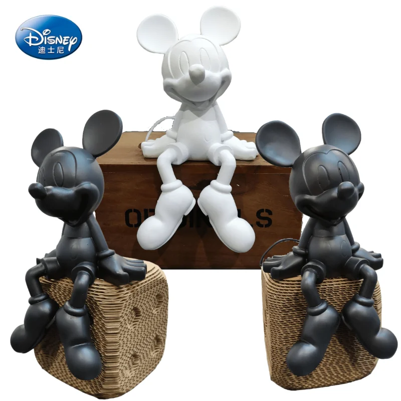 

Disney 20cm Mickey Ornaments Figure Trendy Doll Sculpture Toys Hobbies Action Figures Holiday Gift for Children