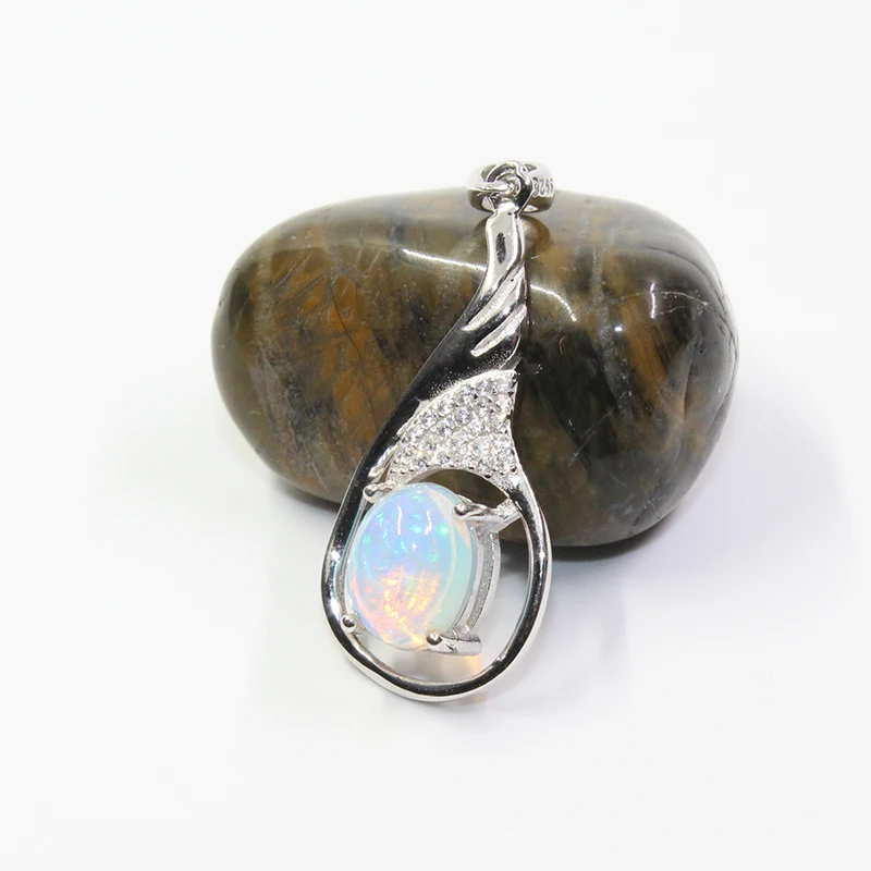 Элегантный серебряный кулон с натуральным опалом 7 мм * 9 ослепительный