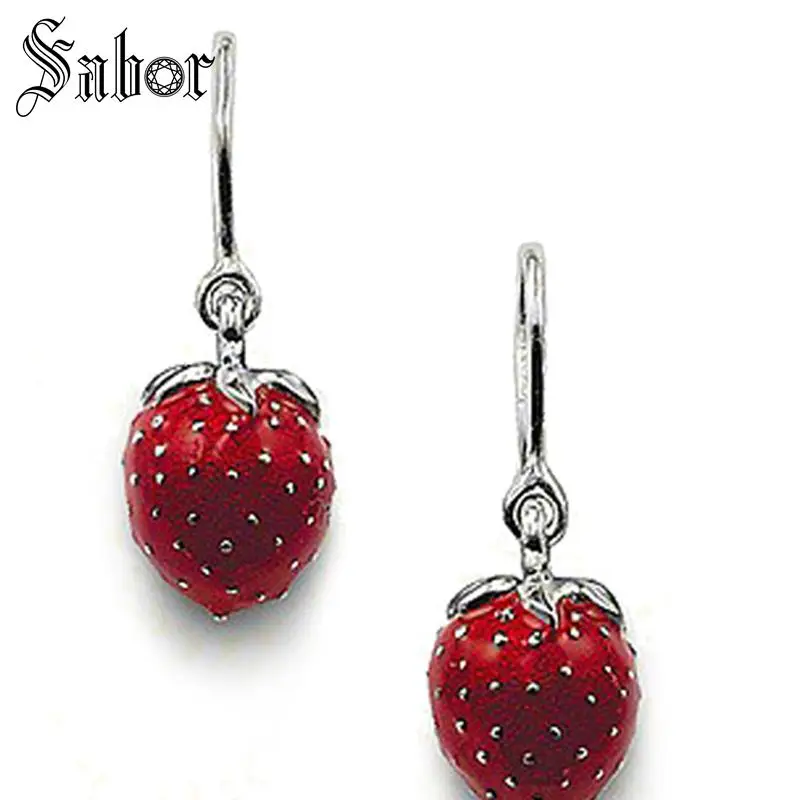 Женские серьги-подвески с клубничкой вечерние серьги серебристого цвета