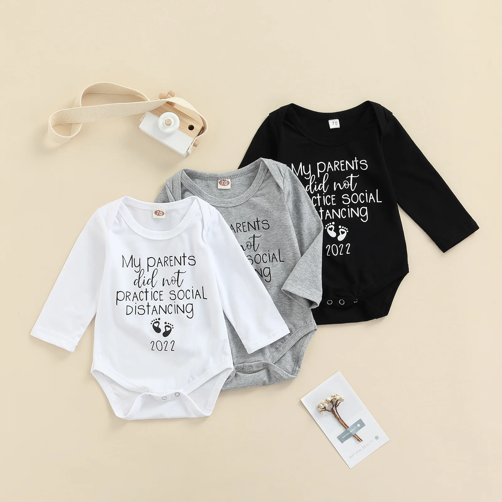 

Unisex Baby Cloting Letters and Footprint Print Bodysuit Round Collar Long Sleeve Jumpsuit with Snaps for Toddlers 0-18 Months