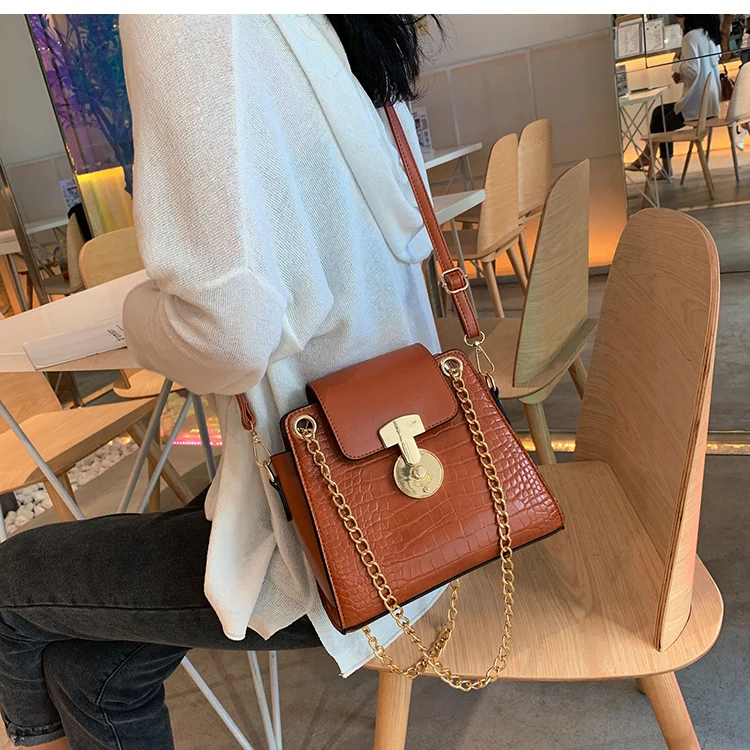 Elegant Female Crocodile pattern Tote bag New High Quality PU Leather Women's Designer Handbag Chain Shoulder Messenger Bag