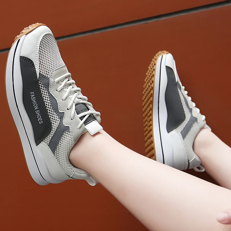 

Кроссовки женские на шнуровке, Вулканизированная подошва, удобная прогулочная обувь, модные Разноцветные кеды