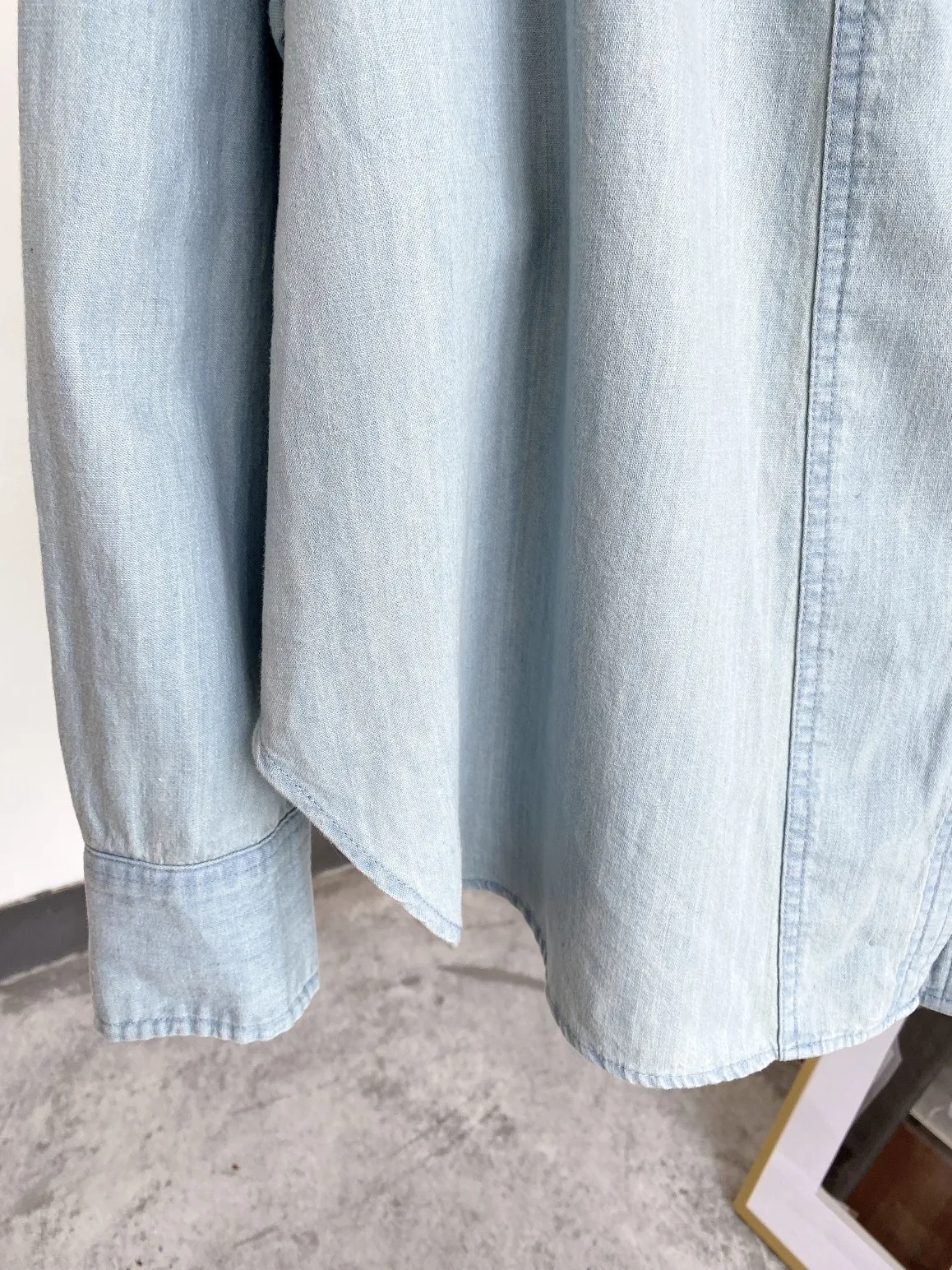 

2021 Women Blouse Early Autumn Denim Shirt with Lotus Leaf Collar Design Women Tops