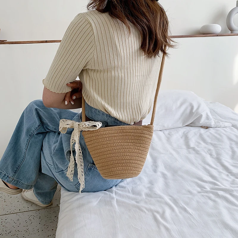 

2021 модная женская трикотажная квадратная сумка через плечо из искусственного ротанга с откидной крышкой, дорожные пляжные сумки, сумка-тоу...