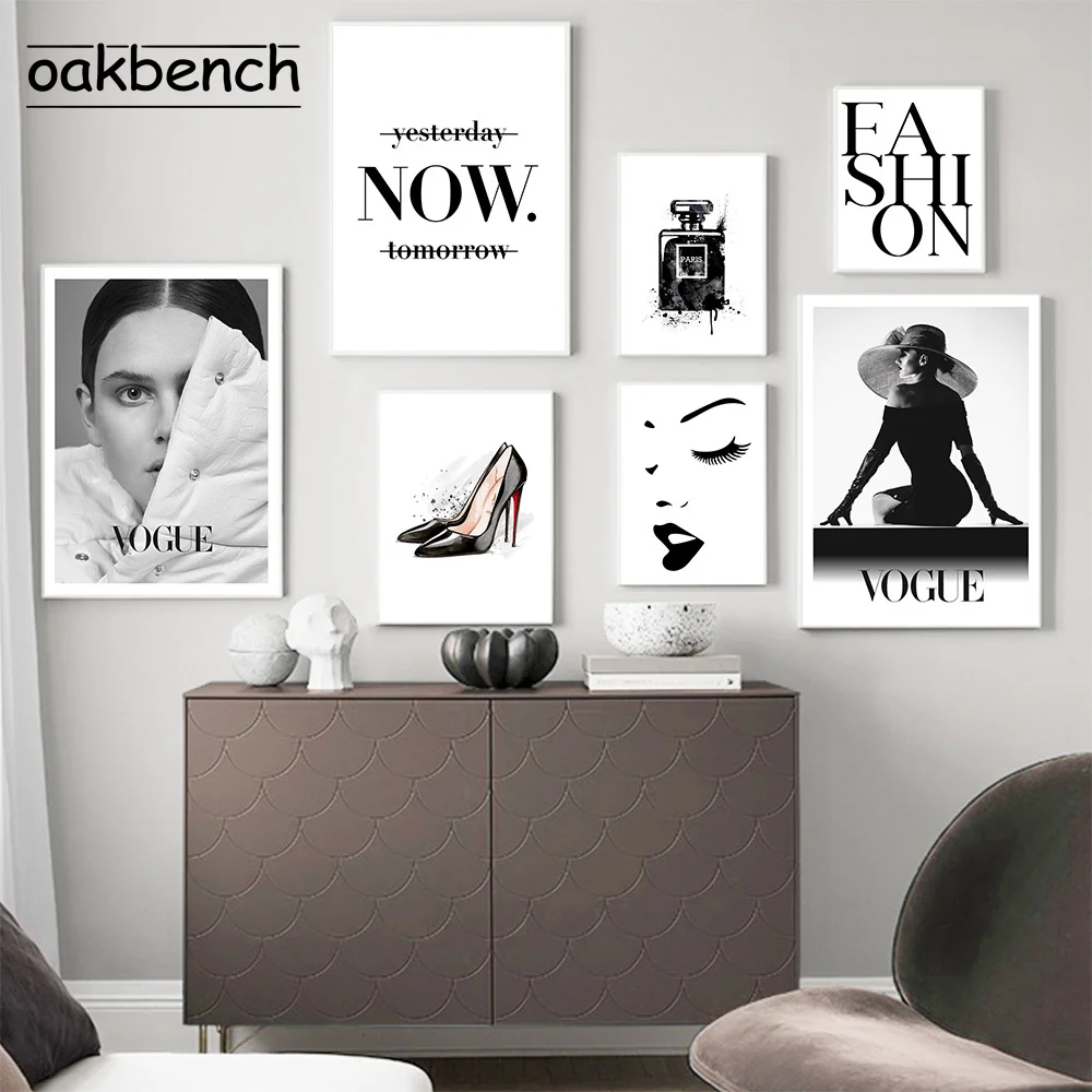 

Black And White Poster Sexy Woman Canvas Painting Perfume Bottle Posters Fashion Art Prints Nordic Wall Pictures Bedroom Decor