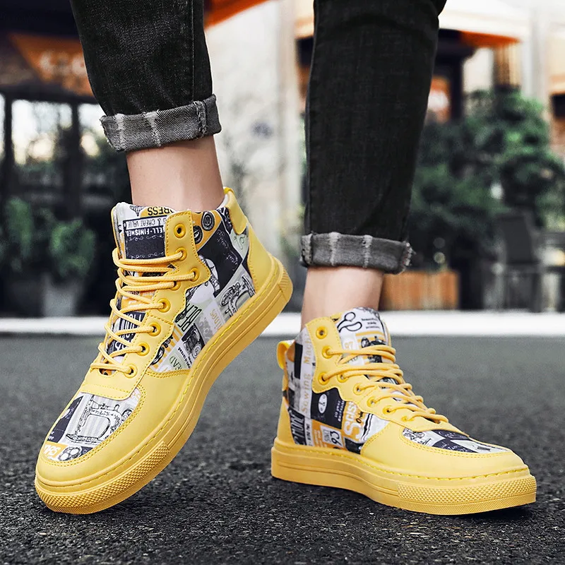 Fashion Graffiti Printed Superstar Skateboard Shoes Men Yellow High top Men Sport Sneakers Platform Women Trainers Skate Shoes