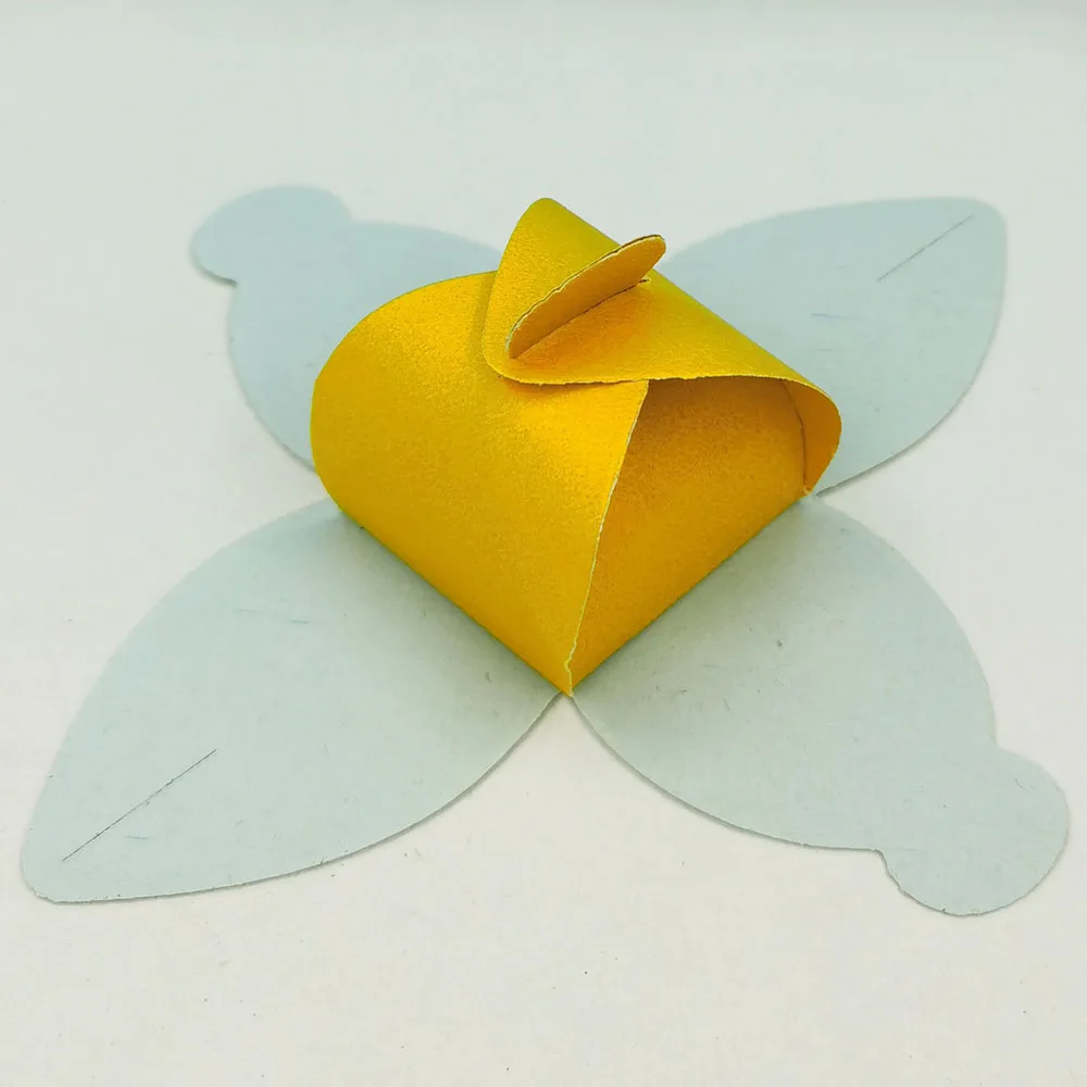 

Gift Candy Box Dies Mould Metal Die Cutting For Scrapbooking Card Making DIY Mold Photo Album Decor Diy Craft Die Cuts