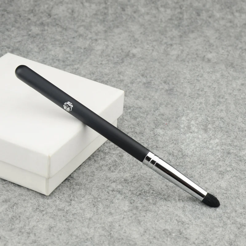 Профессиональная Кисть для макияжа R106 ручной работы кисть растушевки теней век