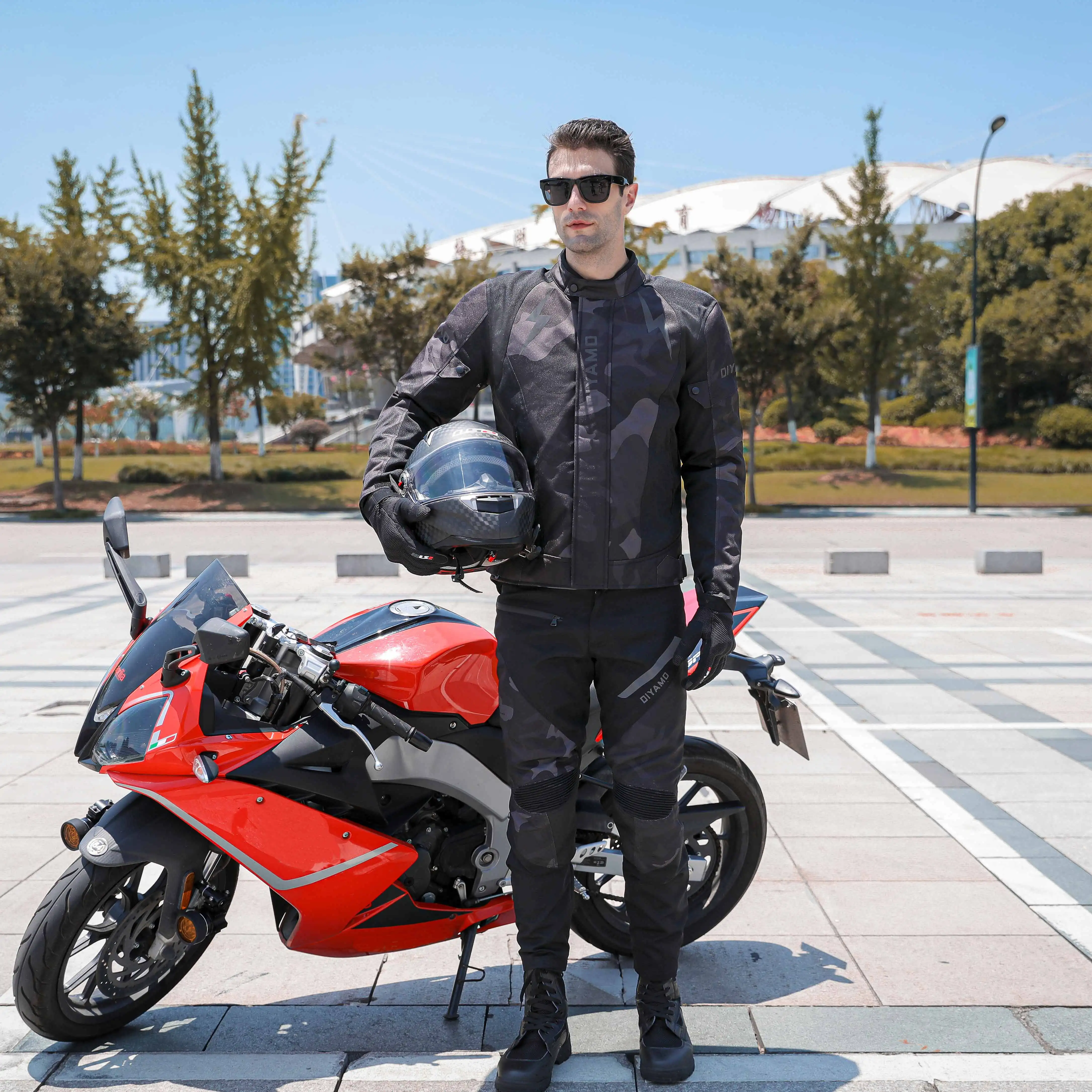 Камуфляжные мотоциклетные штаны мужские ветрозащитные водоотталкивающие