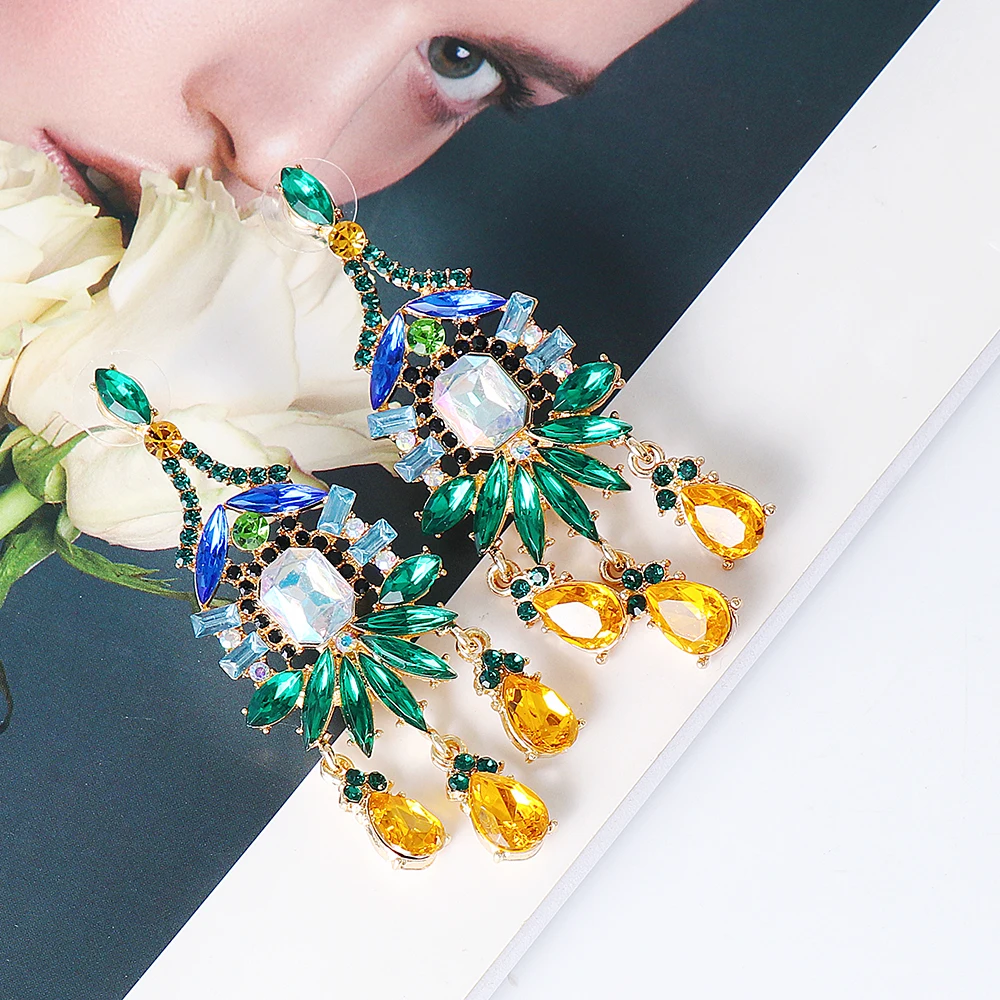 

New Product Top High Quailty Exquiste Women's Earrings Crystal Rhinestones Sweet Cute Unusual Jewelry First Choice Accessoice