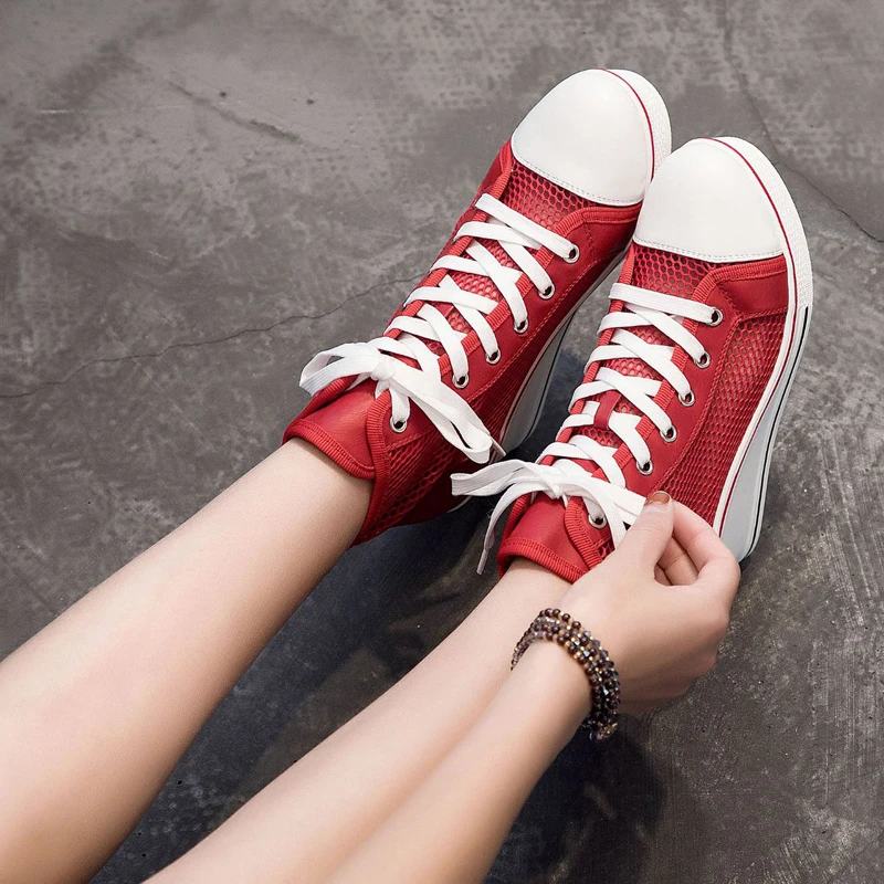 SheERA/Летняя обувь Женская повседневная Модная на танкетке Цвет черный белый