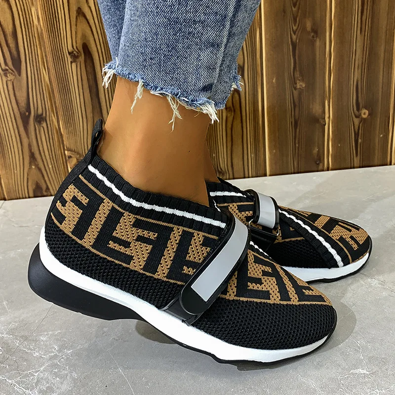 

Women Sports Shoes 2021 Summer Women Shoes Knitted Hreathable Sports Shoes Ultra-light Comfortable Shock-absorbing Jogging Shoes