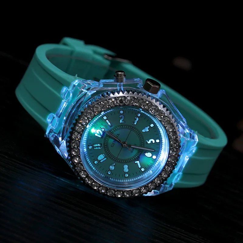 Модные женские наручные часы силиконовые светодиодные светящиеся спортивные