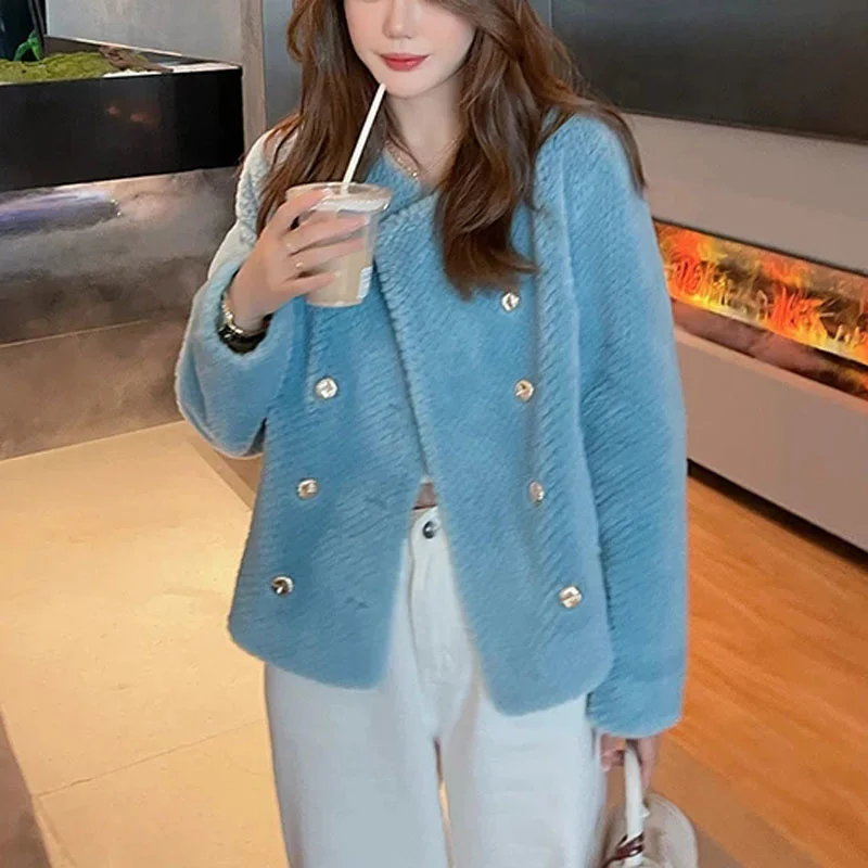 

Женское короткое пальто из овечьей шерсти, с круглым вырезом