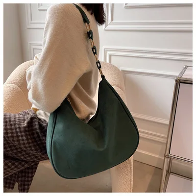 Модная Осенняя вместительная сумка через плечо в новом стиле бархатная Женская