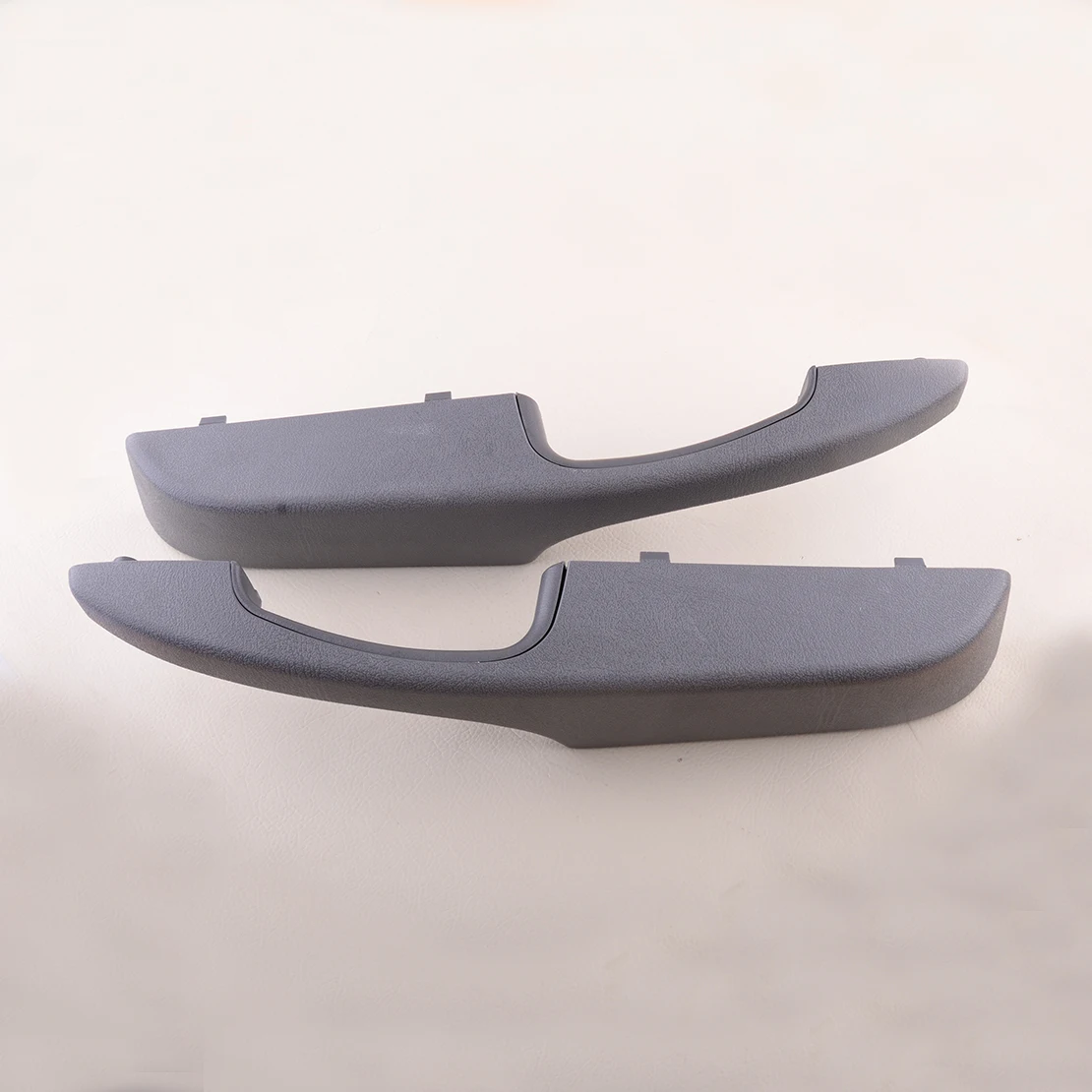 

1 Pair Grey Front Door Pull Handle Armrest Cover 10388389 10388386 Fit For Chevrolet Express GMC Savana 1500 2500 3500 2003-2018