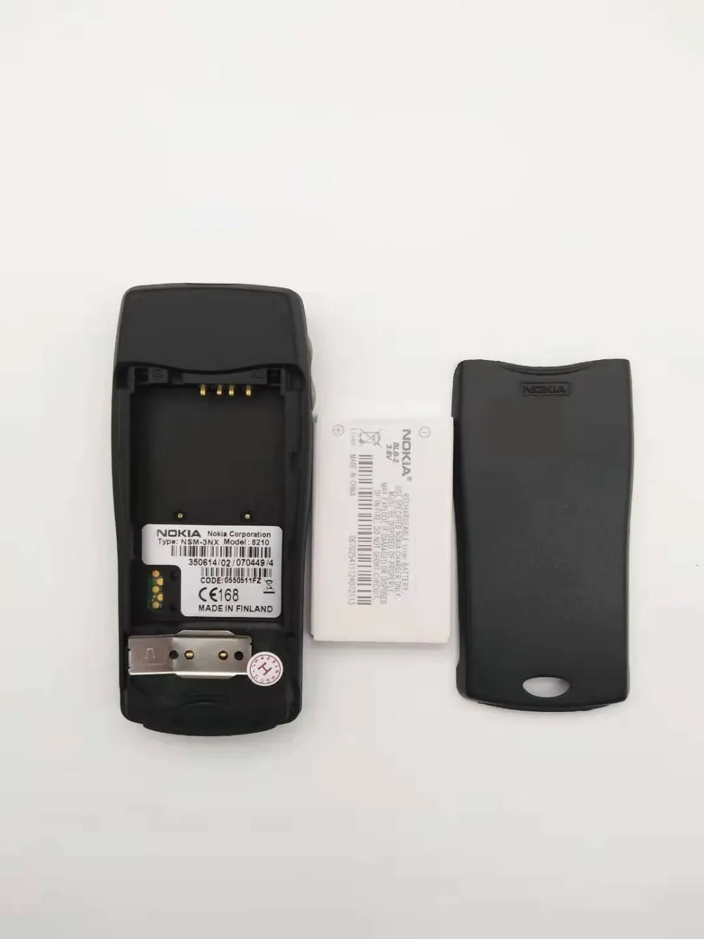 8210 Nokia 8210 разблокированный мобильный телефон 2G Dualband GSM 900/1800 GPRS Классический дешевый мобильный телефон Восстановленный
