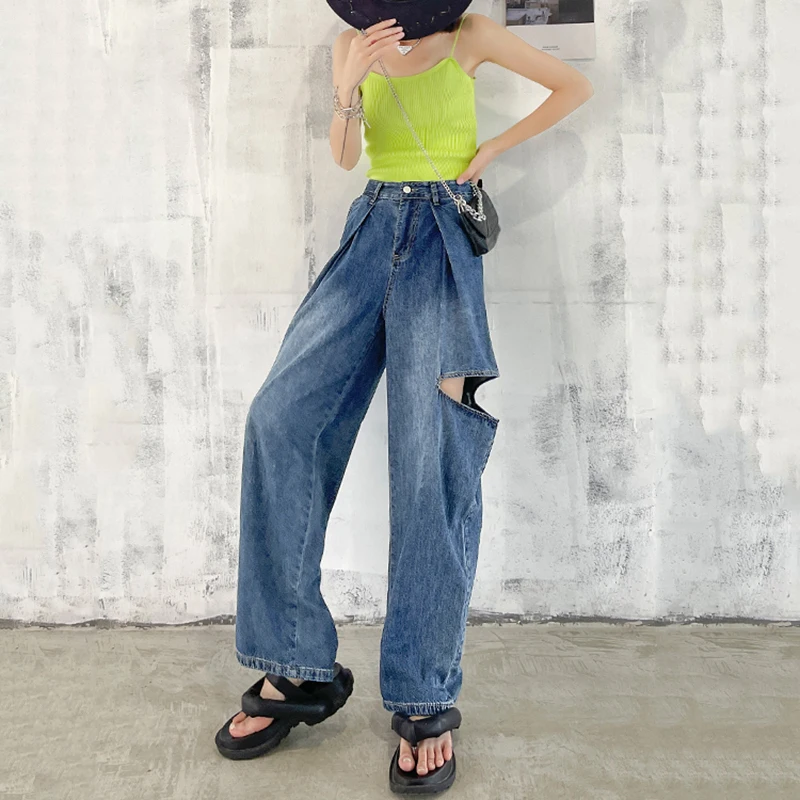 

[EAM] High Waist Blue Denim Long Holes Casual Wide Leg Jeans New Loose Women Trousers Fashion Tide Spring Autumn 2021 1DD9990