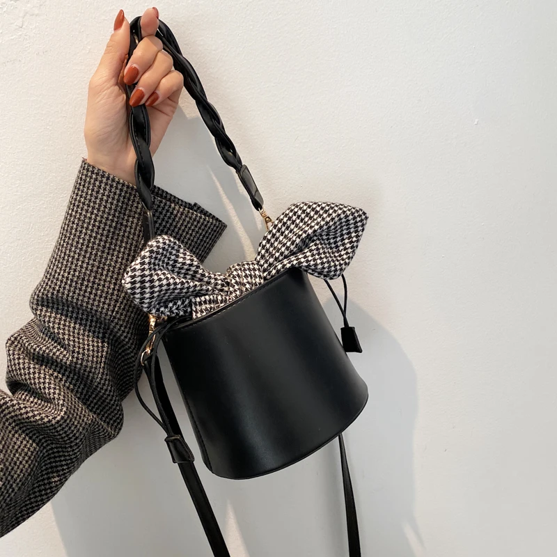 

Fashion String Closure Mini Bucket Woman Shoulder Bag sac femme 2021 Spring Crossbody Bag Top Quality PU Leather Messenger Bag