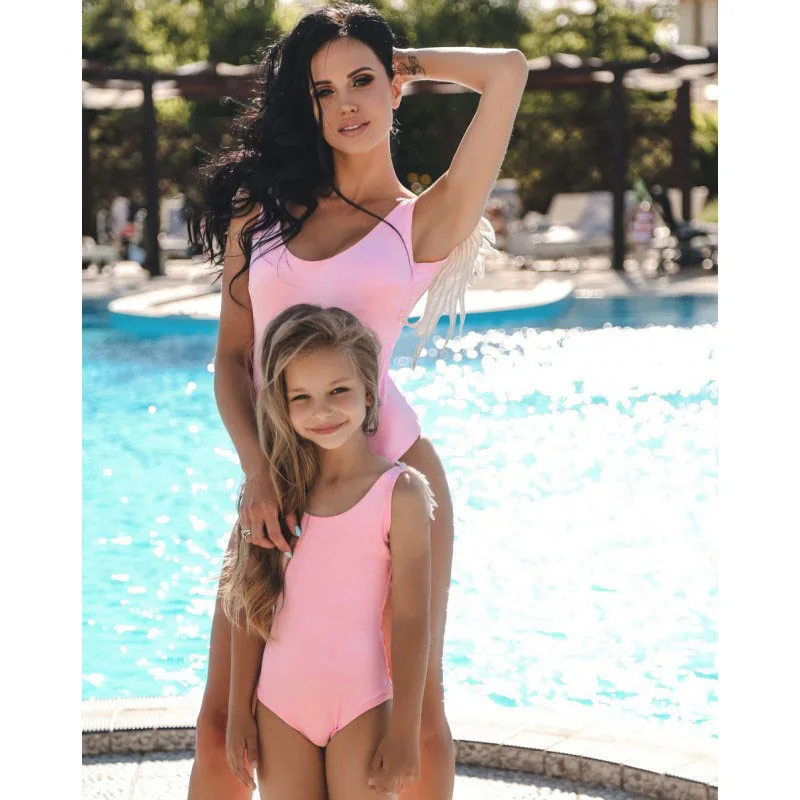 

Outdoor one-piece beach bikini wing trim slim swimsuit