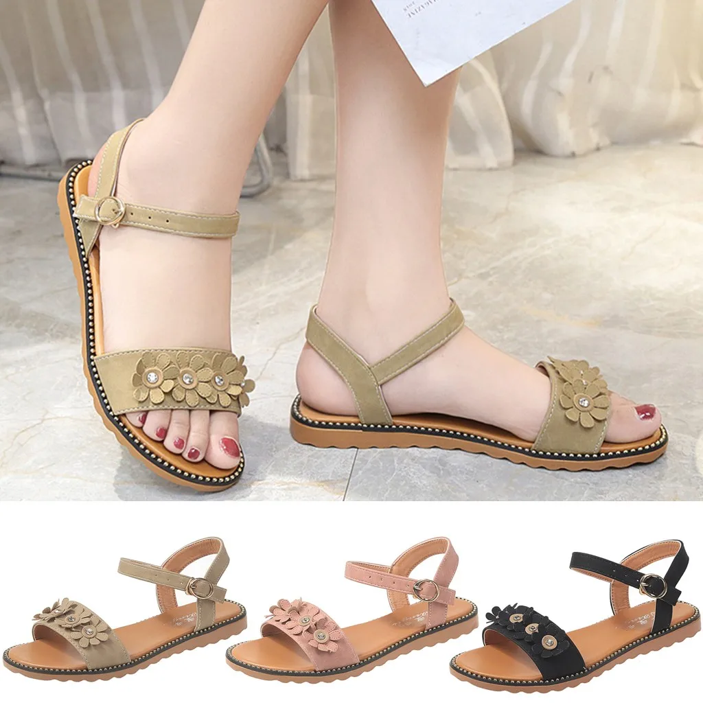 

2020 Summer new casual women's sandals open toe versatile fashion word buckle with simple flat beach sandals