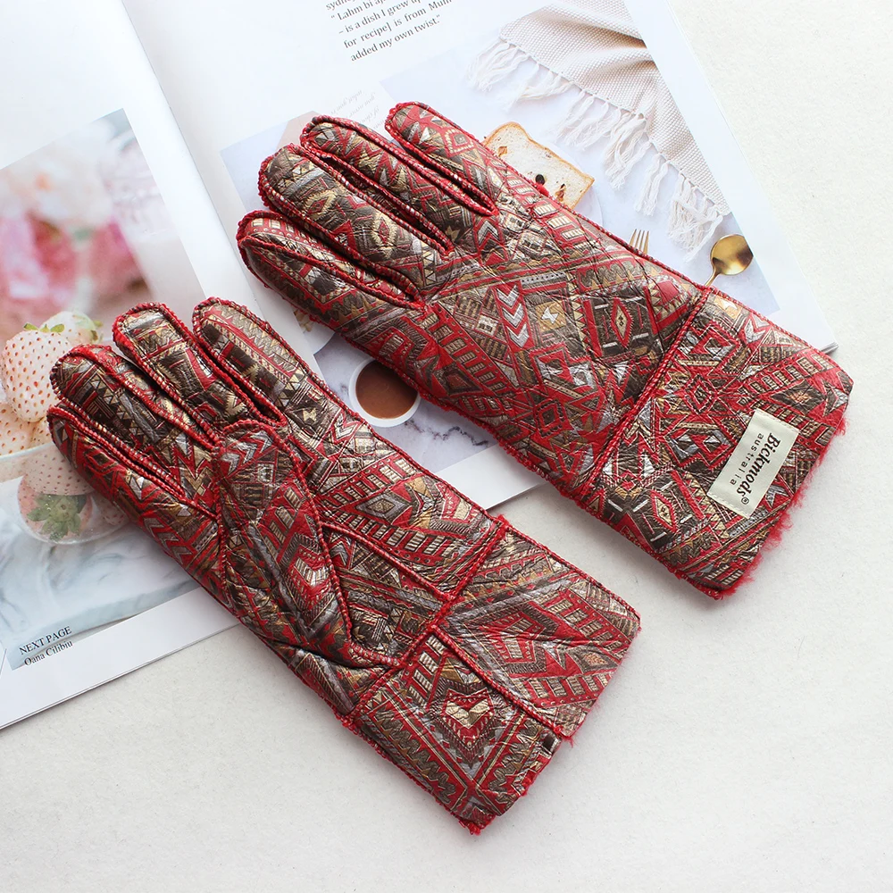 Новинка кожаные перчатки Bickmods с мехом модные шерстяные четырех цветов