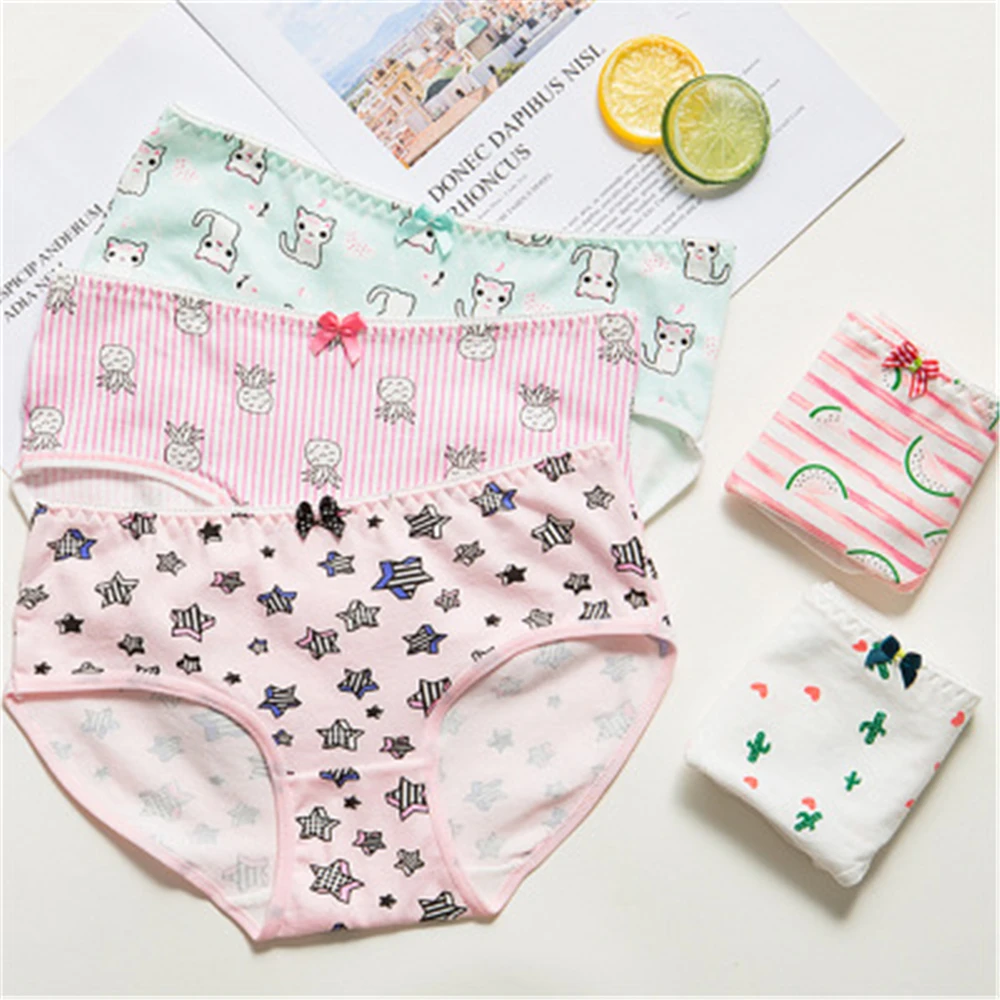 

100% cotton ladies cartoon 100% cotton briefs medium waist cotton underwear T858