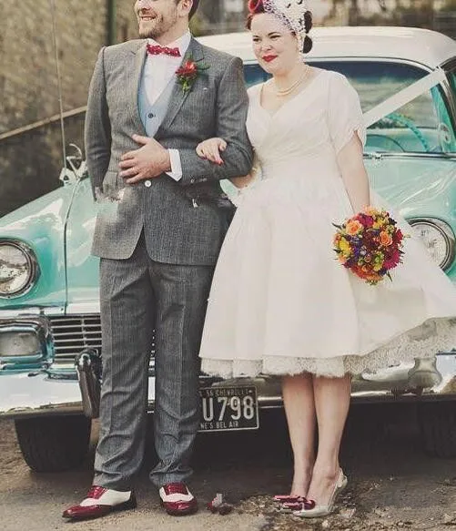 Короткие свадебные платья в стиле ретро плиссированные винтажные атласные