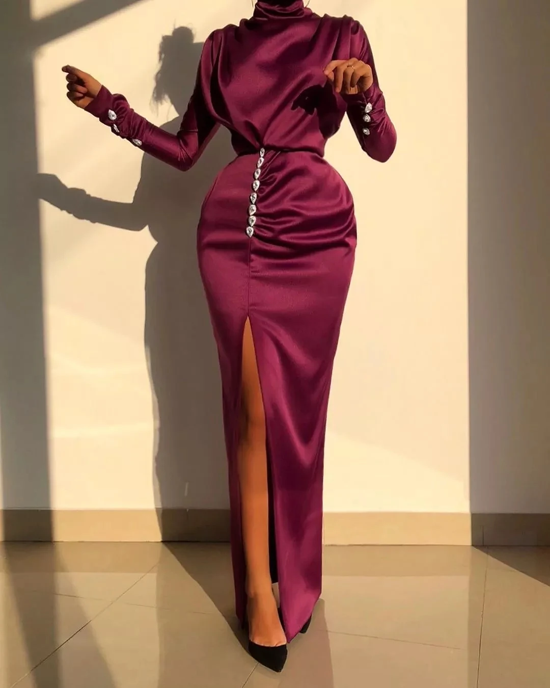 

Satin Mermaid Celebrity Dresses High Neck Burgundy Long Sleeve Split Wedding Party Guests Prom Evening Gowns Formal Long 2021