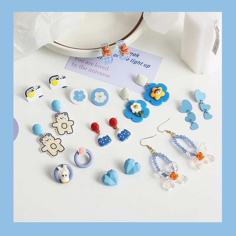 

LOVOACC Fantisy Flower Bear Love Heart Pendant Earrings for Women Girls Arcylic Cartoon Pattern Dangle Earrings Accessories