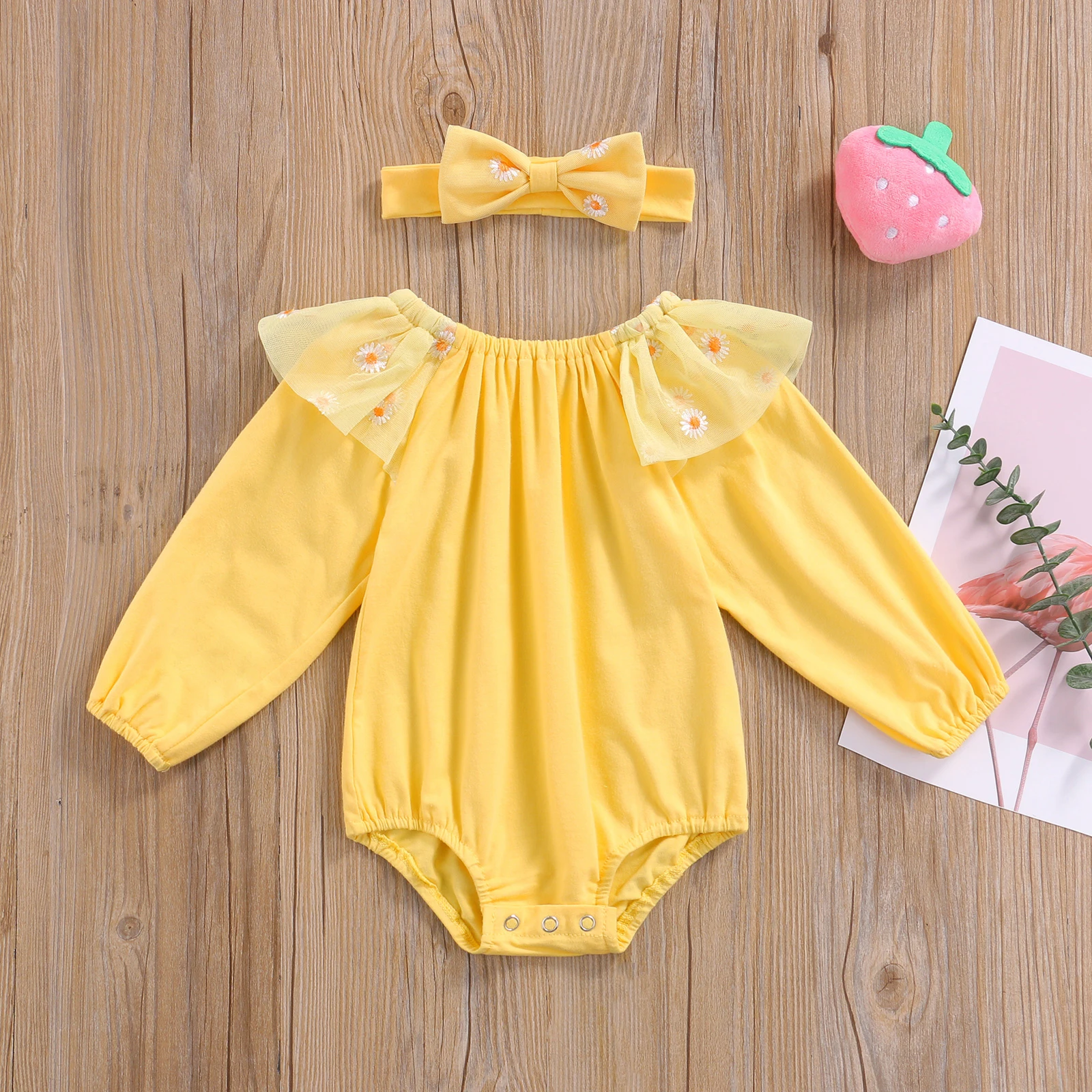 

Lovely Baby Romper Long Sleeve Floral Printed Elastic Cuff Neck Bodysuit with Printed Hairband Baby Clothing