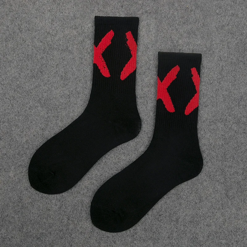 

PYJTRL Socks New Fashion Sports Long Tube Cotton Large X Standard Men's And Women's