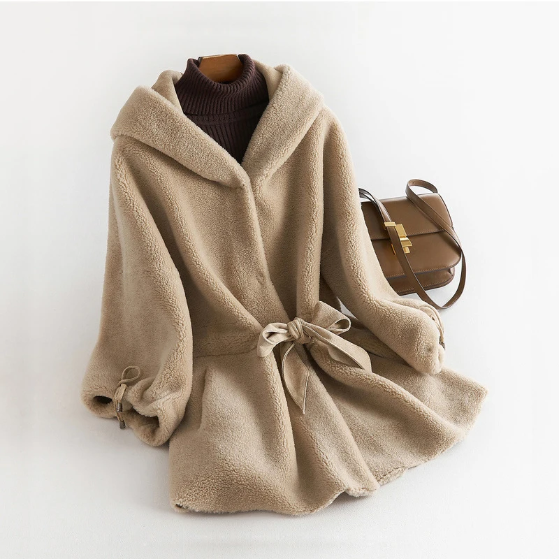 Abrigo de piel auténtica para mujer, abrigo informal cálido de lana de oveja natural, con capucha y cinturón, para invierno