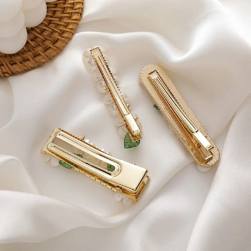 

Brides Hair clip Jewelry Girl Hairpin Weave jewelry Retro Green Leaf Hairgrips Headdress Elegant Pearl Flower Hairpins