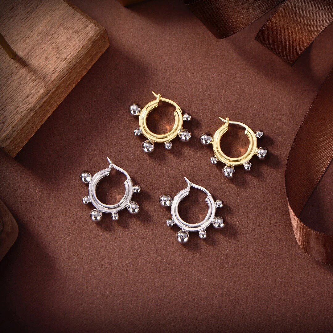 

2021 Hot Brand Very Simple Earrings Are Made Of Original Brass And 925 Silver Needles. They Are Exquisite For Daily Wear