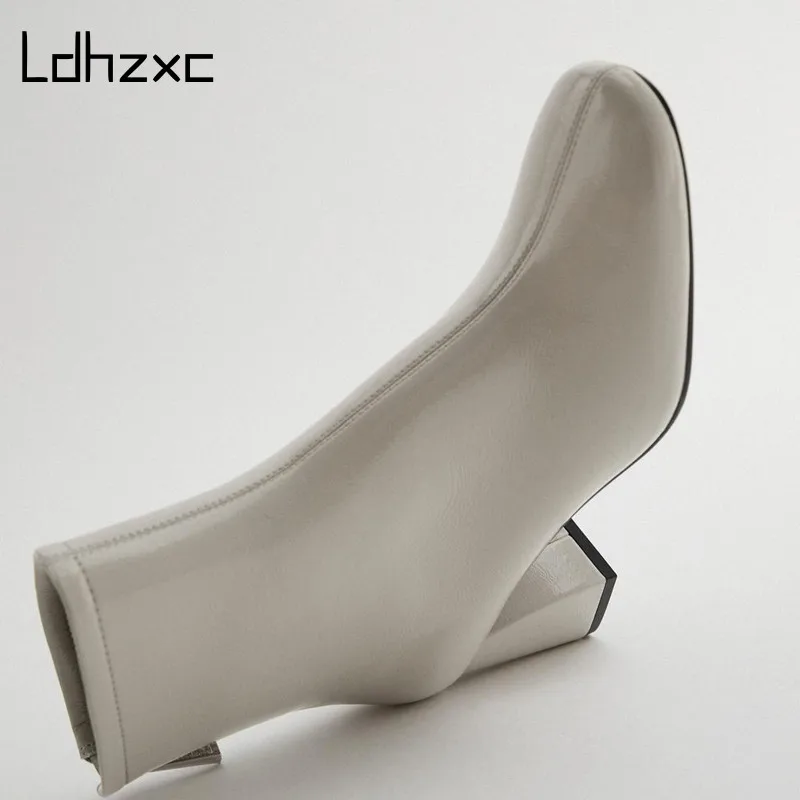 

LDHZXC 2021 Women Ankle Spring/Autumn Boots PU Leather Pattern Round Toe Thin High Heels Shoes Sexy Fashion Chelsea Boots