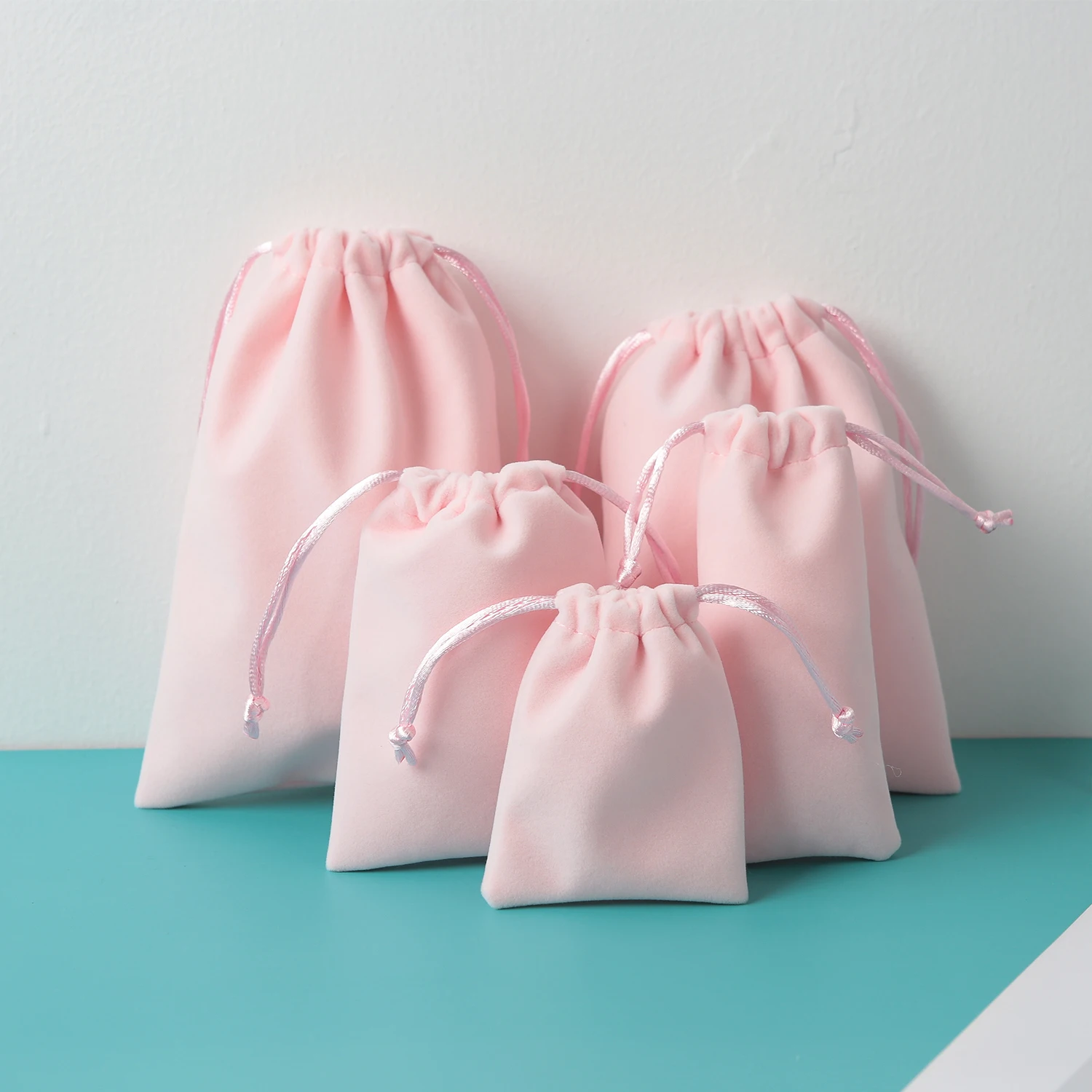 

Бархатная сумка на шнурке для ювелирных изделий, упаковка, подарочные мешочки, серьги, кольцо, ожерелье, ювелирные изделия, конфеты, хлопок, фланелевая сумка, может на заказ