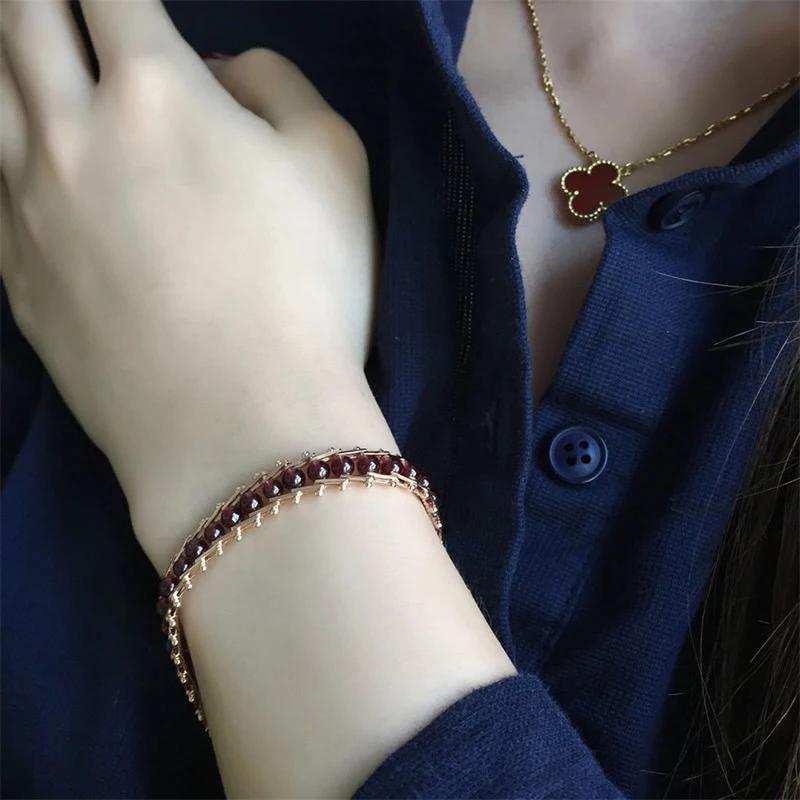 

Knobspin 100% 925 Sterling Silver 2021 New Fashion Vintage Round Garnet Beads For Women Bracelets Fine Jewelry Holiday Wedding