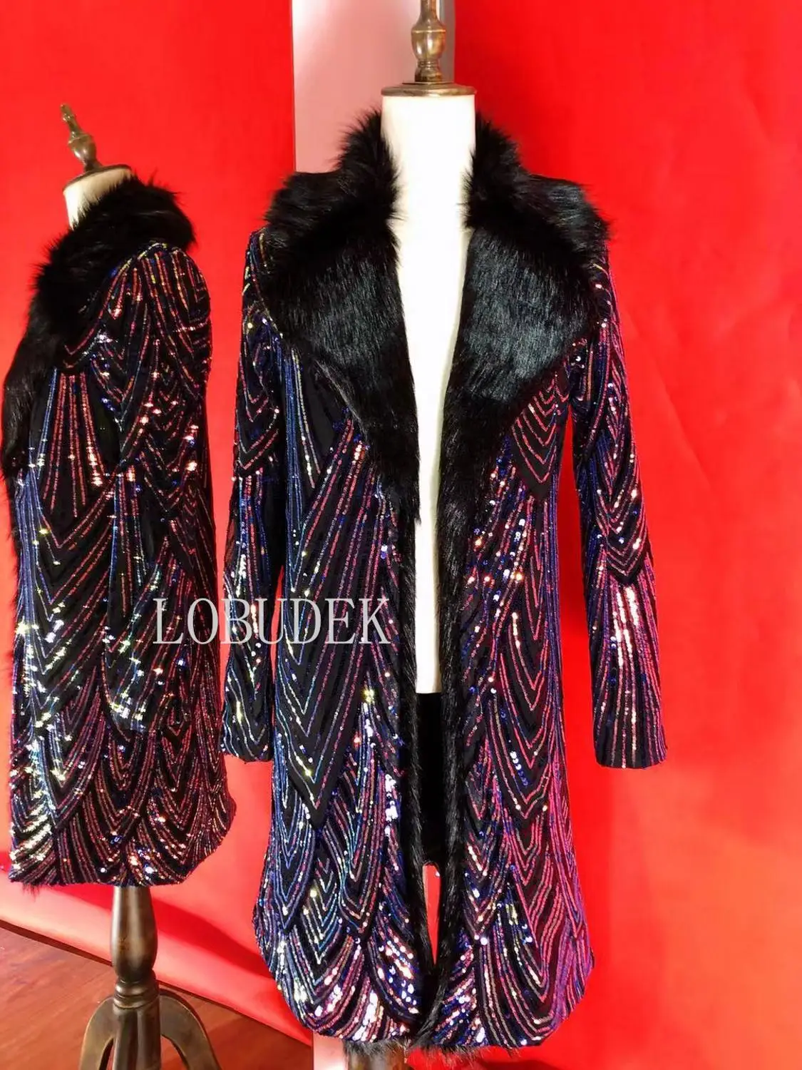 Светоотражающее пальто из искусственного меха с блестками фиолетовое синее