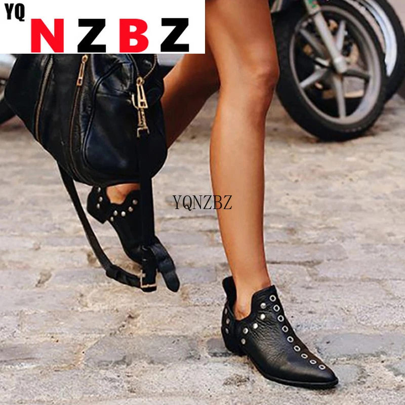 

Women Ankle Boots Fashion Retro Rivet Boots Woman Autumn Winter Pointed Toe Shoes Female Low Heel Footwear Plus Size