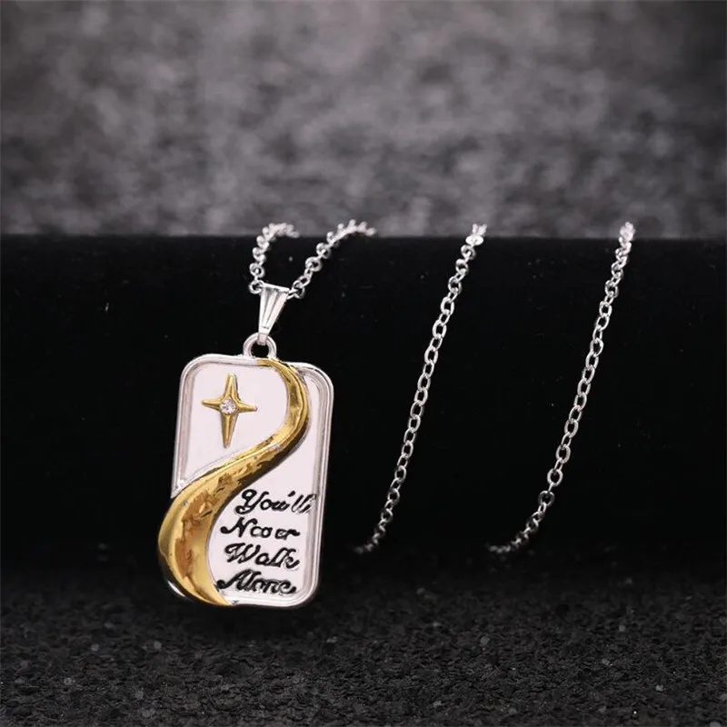 

Fashion creative lettering footprints two-color necklace women romantic Valentine's Day temperament luxury accessories gifts