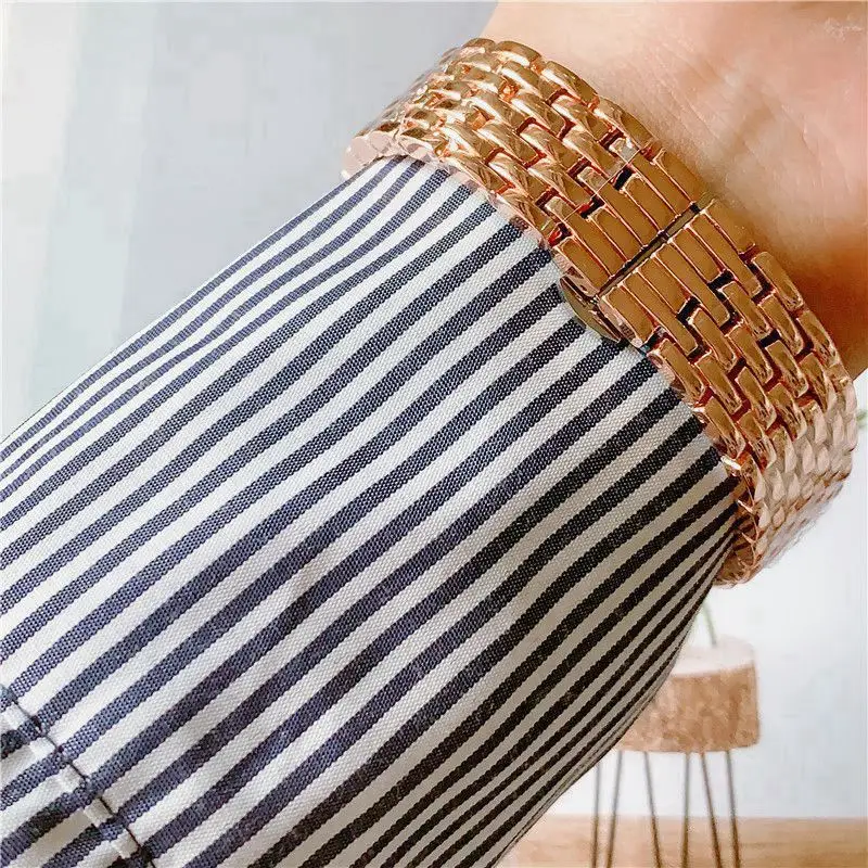 

Versace- Luxury Brand quartz women Watches Quartz men Watch Stainless Steel Strap wristwatch classic business dress watch
