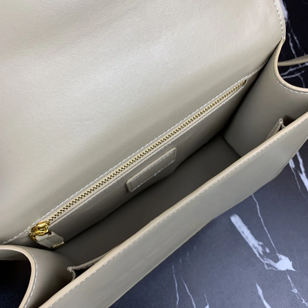 

With Logo Genuine Leather High Quality Simplicity Classic One Shoulder Messenger Bag Small Square Bag Flip First Layer Cowhide