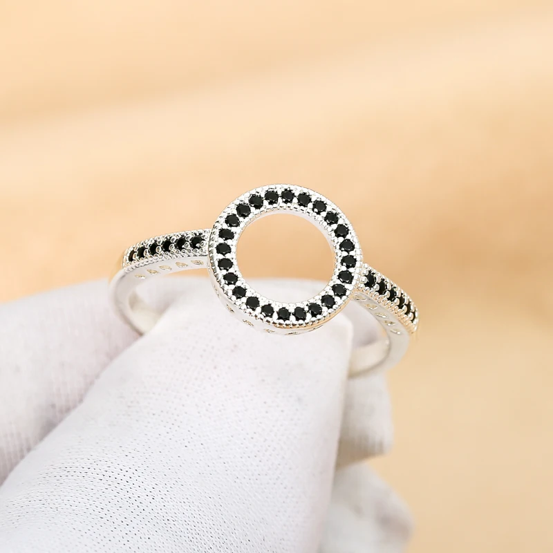 

The New Simple Female Ring Sell Like Hot Cakes Temperament Round Exquisite Jewelry Whole Sale